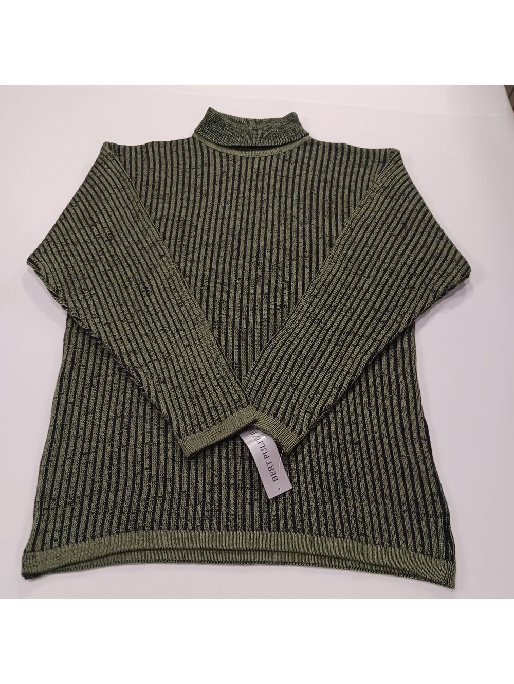 Bert Pulitzer RN#73326 Men's Blackish Green Turtleneck Acrylic Sweater Size M